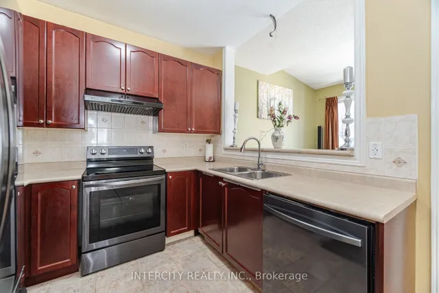 Additional image 12 of 30 Pape Dr