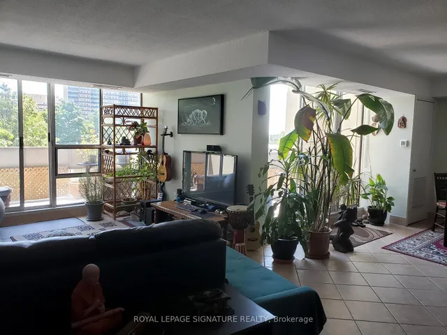 Additional image 10 of 1300 Marlborough Crt Unit 314