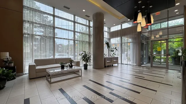 Additional image 7 of 58 Orchard View Blvd Unit 308