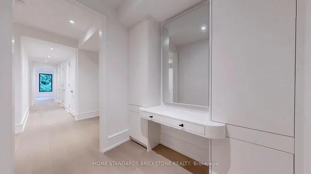 Additional image 29 of 38 Elgin Ave