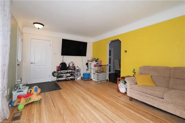 Additional image 7 of 122 Boehmer St