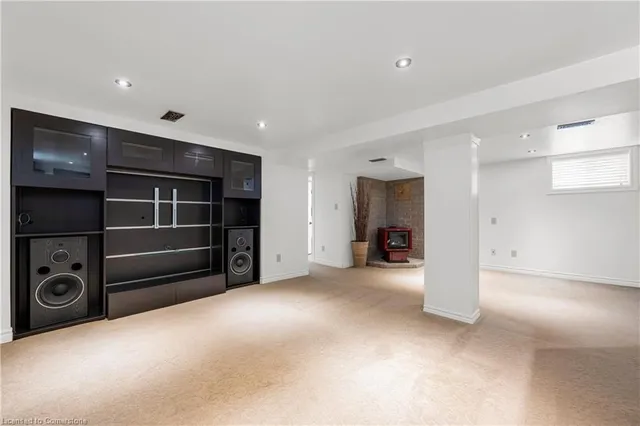 Additional image 28 of 97 Bell Ave