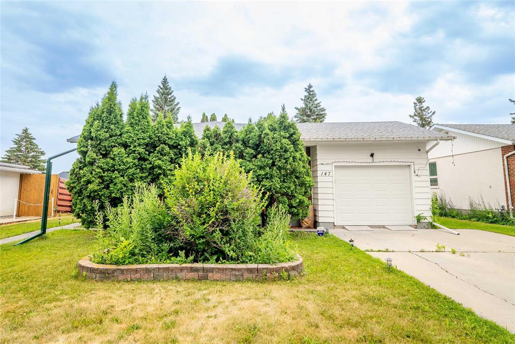 147 Southmoor Road|Winnipeg, Manitoba R2J2P3