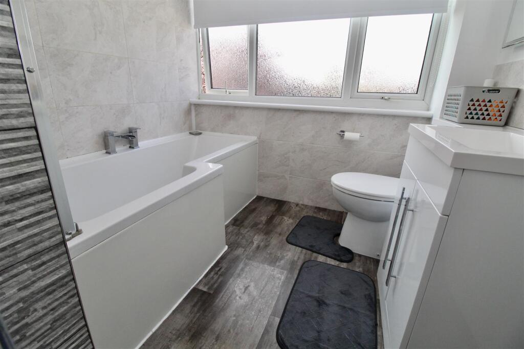 Halfpenny Field Walk, Castle Vale, Birmingham