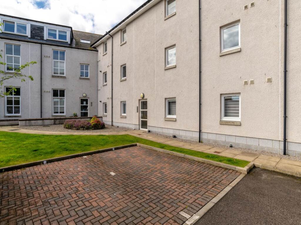 Additional image 2 of Park Street, The Courtyard, City Centre