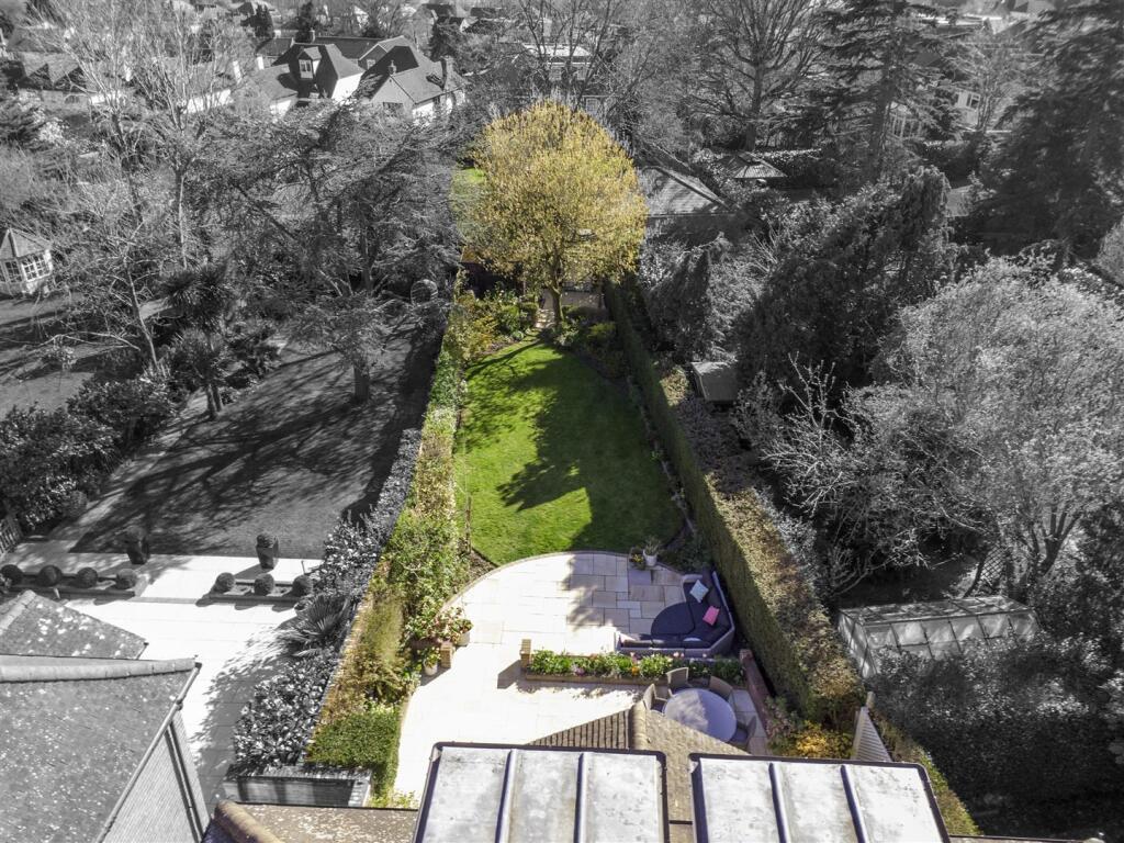 Additional image 22 of Georges Wood Road, Brookmans Park