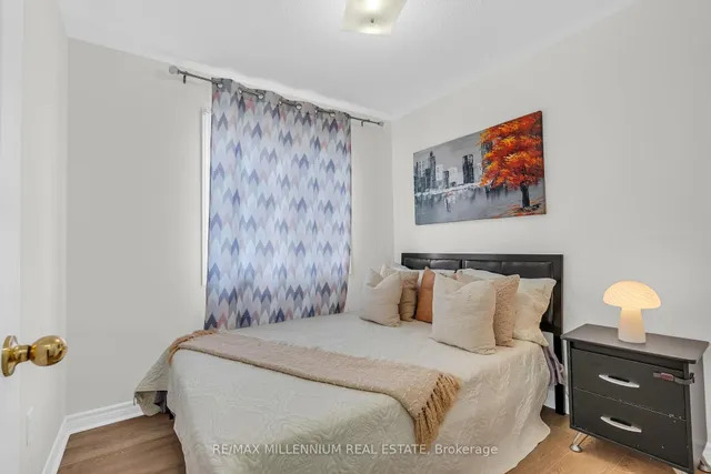 Additional image 31 of 14 Kayak Hts