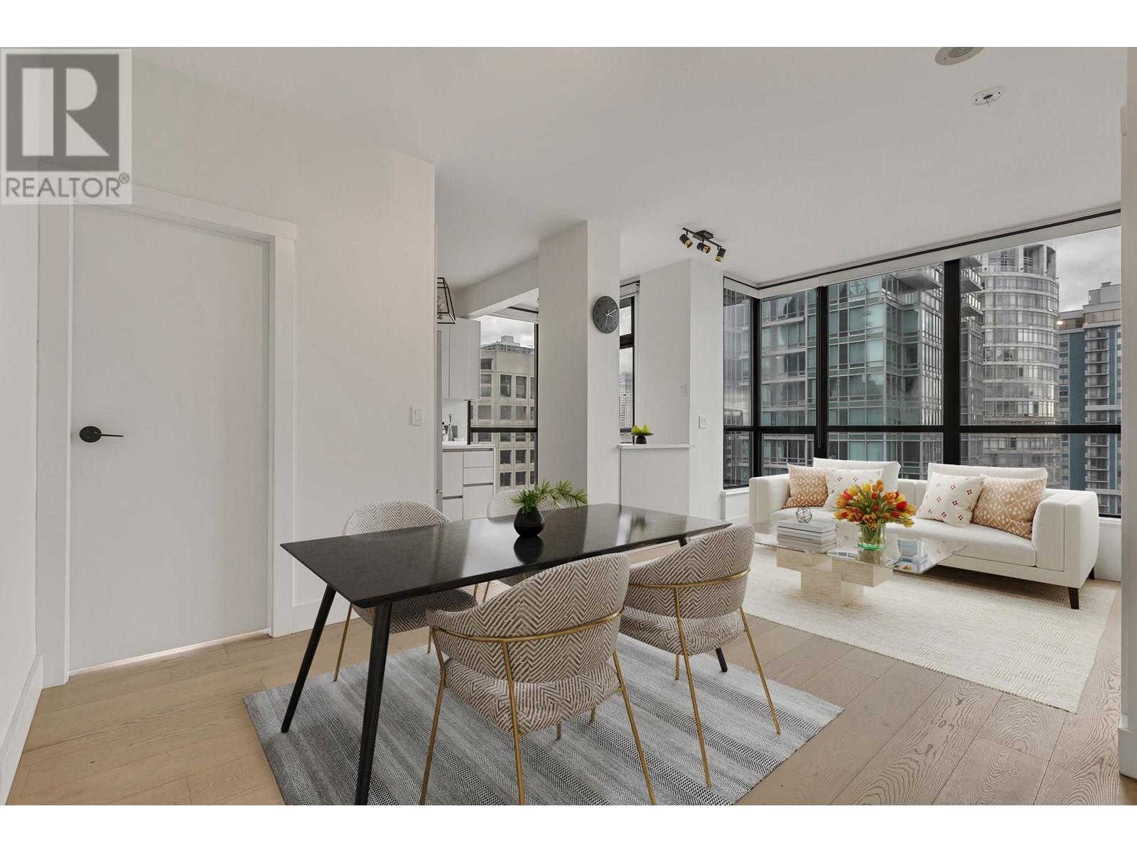 2402 1239 W GEORGIA STREET|Vancouver, British Columbia V6E4R8