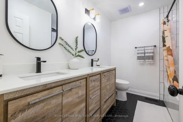 Additional image 3 of 2120 Rathburn Rd Unit 38