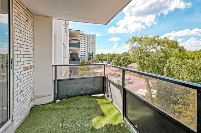 Additional image 45 of 11 Neilson Dr Unit 502