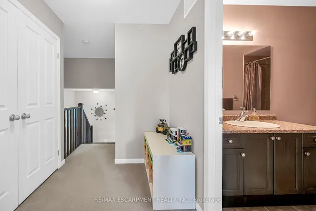 Additional image 36 of 121 Bankfield Cres