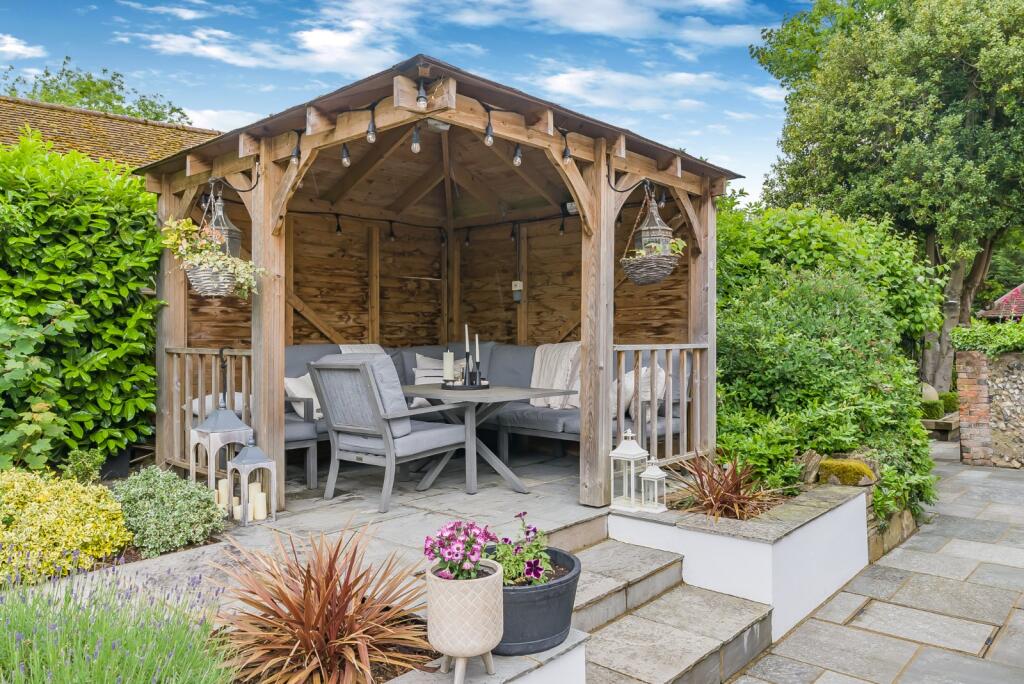 Additional image 19 of Digswell Lane, Welwyn, Hertfordshire