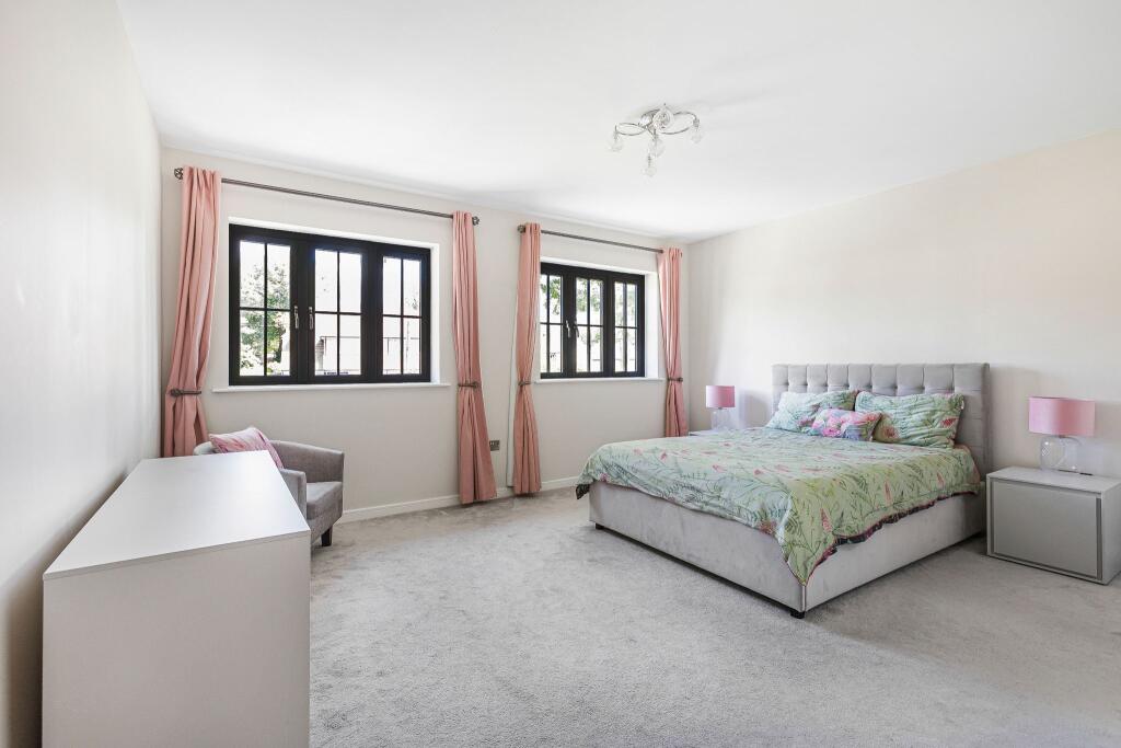 Additional image 15 of Pine Grove, Brookmans Park, AL9