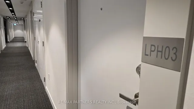 Additional image 27 of 99 Broadway Ave Unit LPH03