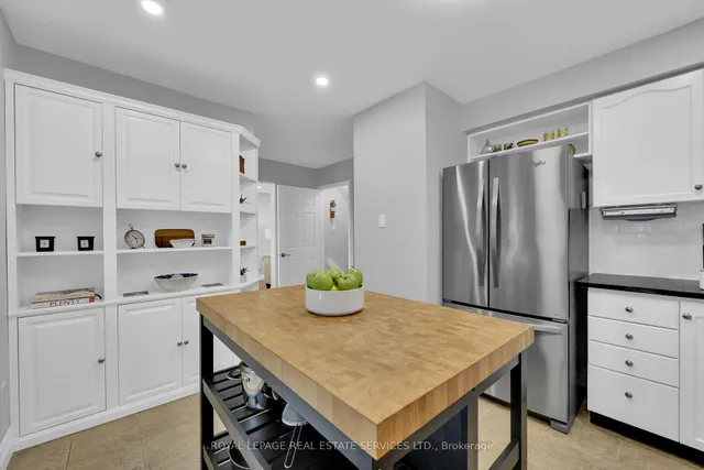 Additional image 15 of 1062 Glenbrook Ave