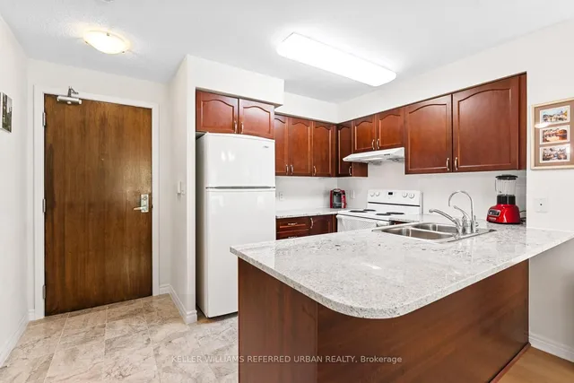 Additional image 7 of 35 Hollywood Ave Unit 211