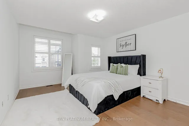 Additional image 23 of 46 levendale Crt