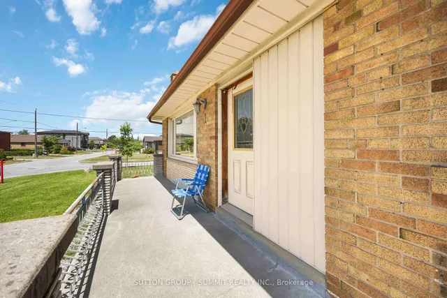 Additional image 3 of 1 DEVERELL Cres