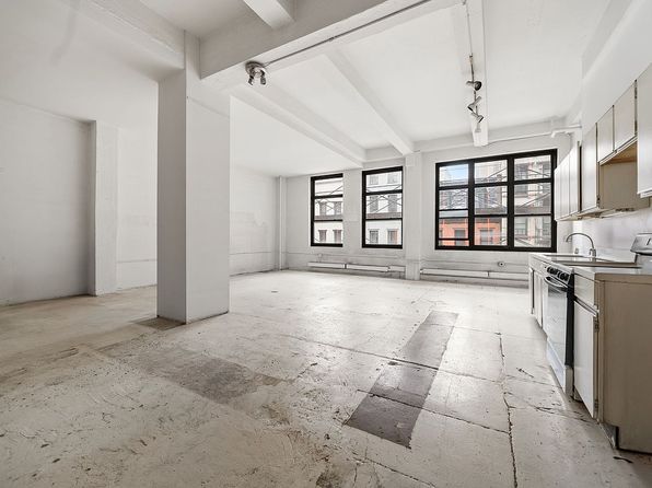 161 W 15th St, New York, NY 