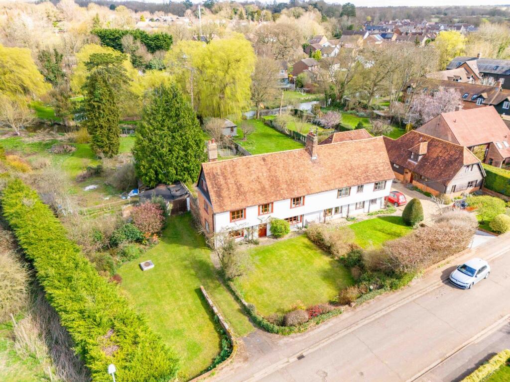 Ash Grove, Wheathampstead, St. Albans, Hertfordshire, AL4