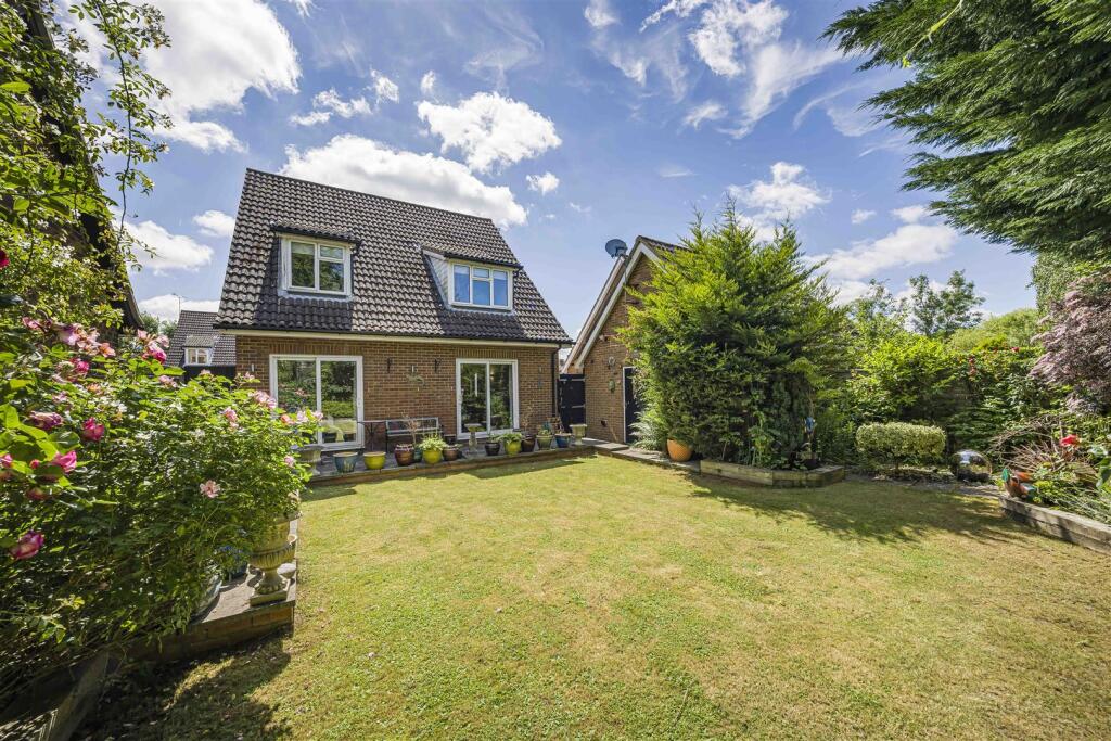 Additional image 15 of Yule Close, Bricket Wood, St. Albans