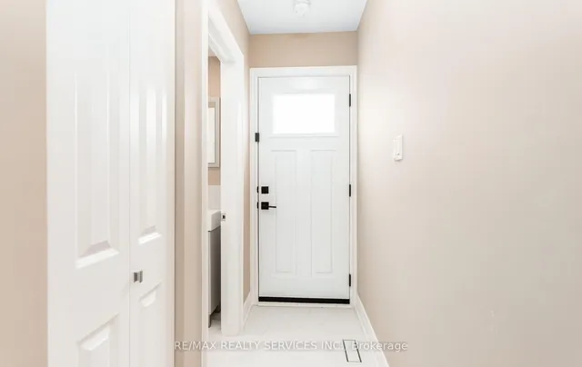 Additional image 25 of 17 Croydon Crt