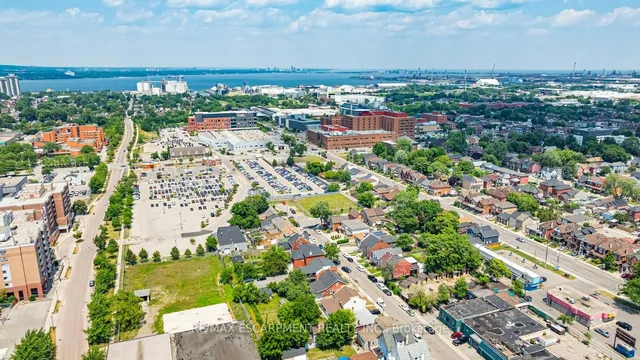 Additional image 43 of 99 Cathcart St