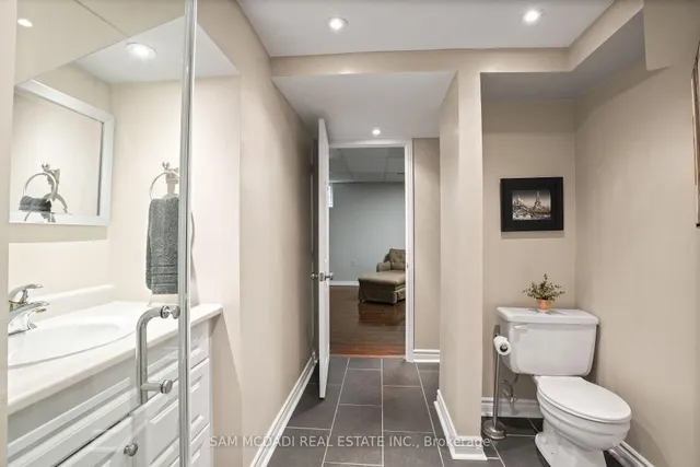 Additional image 44 of 7 Oldham Cres