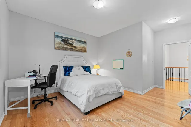 Additional image 32 of 6 Islington Dr