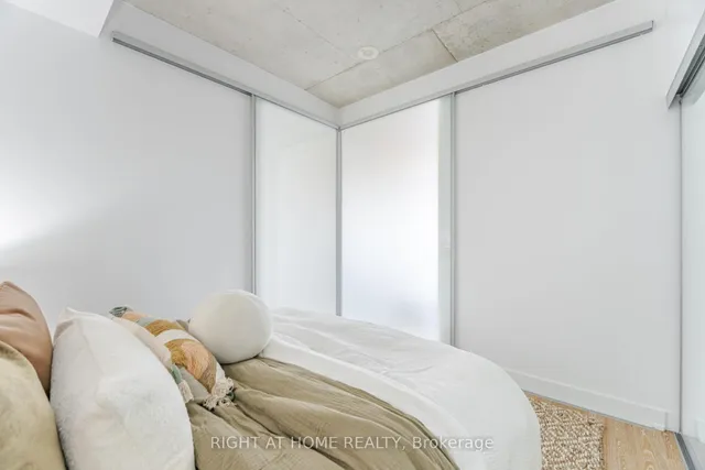 Additional image 17 of 1190 Dundas St Unit 527