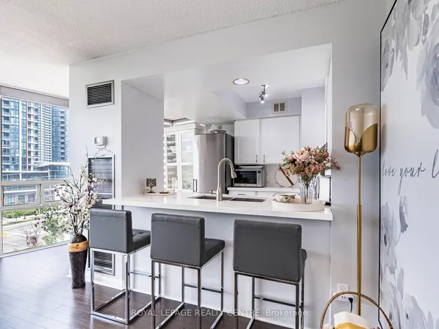 Additional image 4 of 50 Eglinton Ave Unit 601