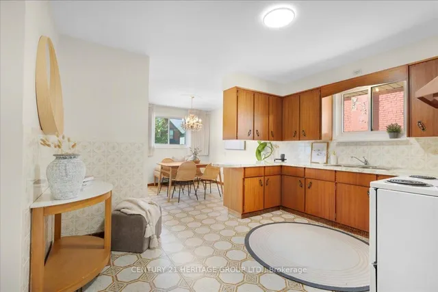 Additional image 18 of 124 Tisdale St