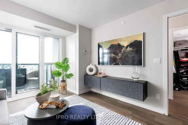 Additional image 5 of 8 Trent Ave Unit 1017