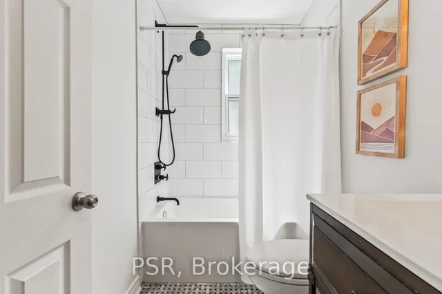 Additional image 20 of 41 Robbins Ave