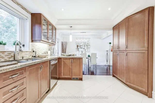 Additional image 8 of 73 Cassandra Blvd