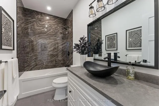 Additional image 27 of 671 Peele Blvd