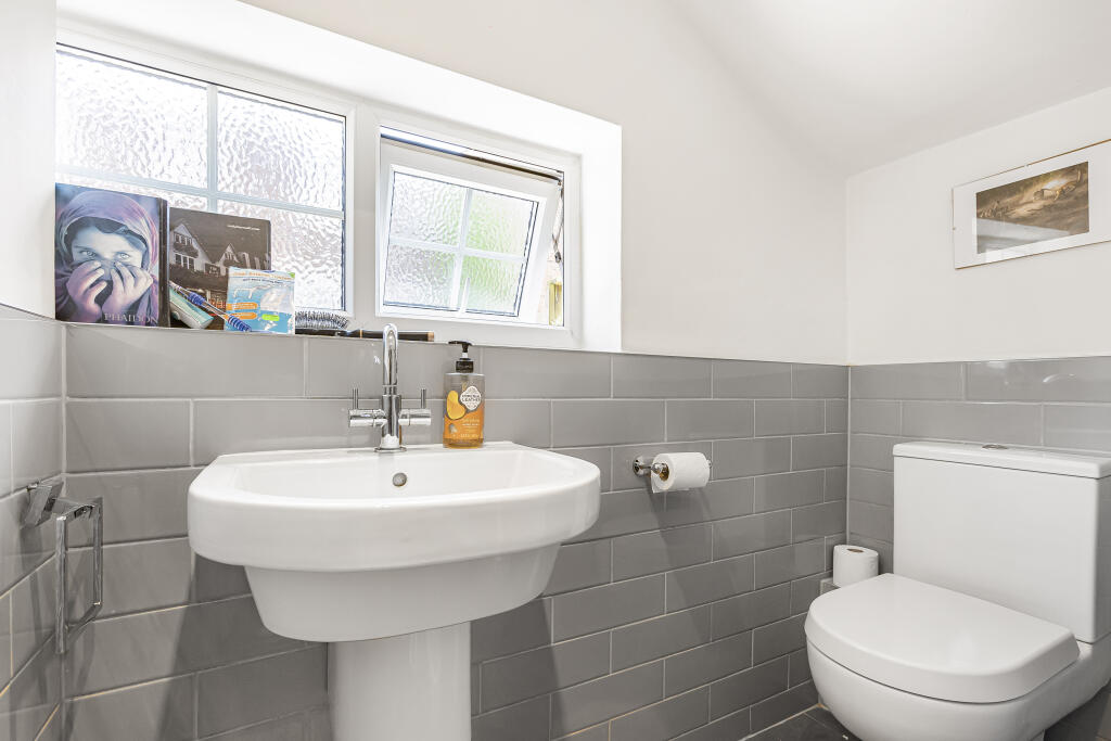 Additional image 10 of St Peters Close, St Albans, AL1