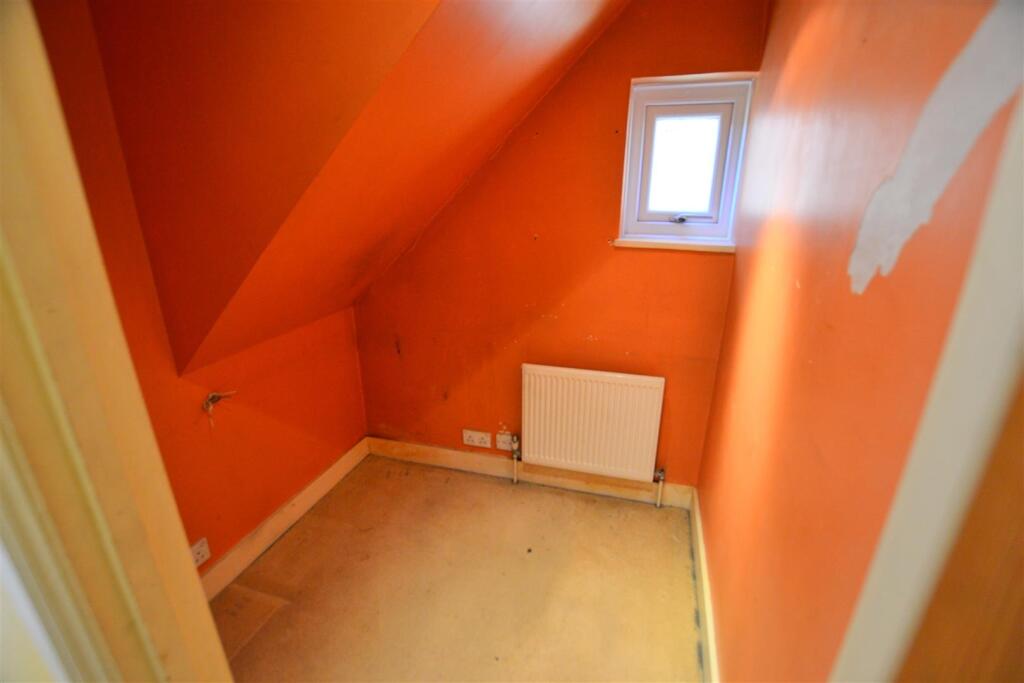 Additional image 10 of Tollgate Road, Colney Heath