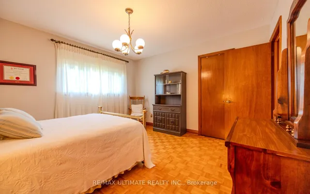 Additional image 25 of 7 Marker Crt