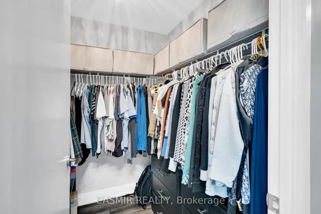 Additional image 17 of 215 Fort York Blvd Unit 707