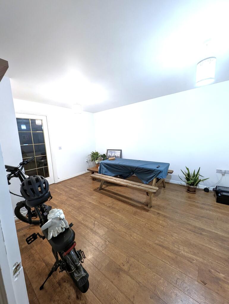 Additional image 11 of City View B23