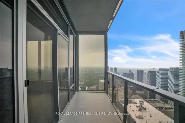 Additional image 29 of 11 Yorkville Ave Unit 6007