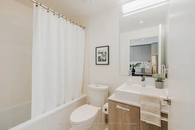 Additional image 13 of 2A Church St Unit 2404