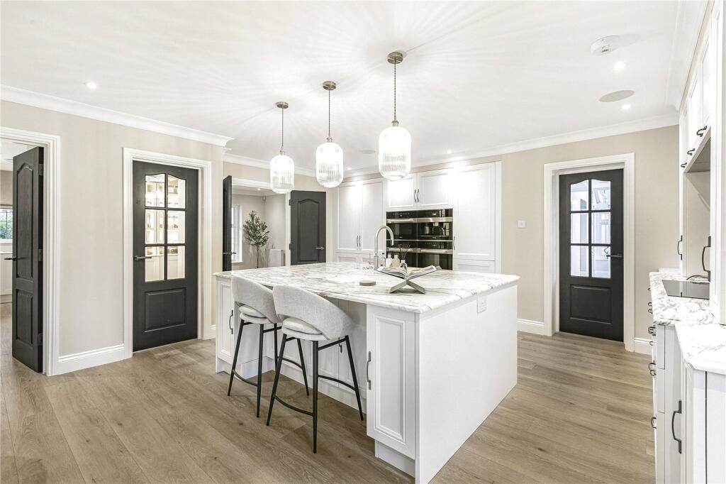 Additional image 7 of Brookmans Avenue, Brookmans Park, AL9