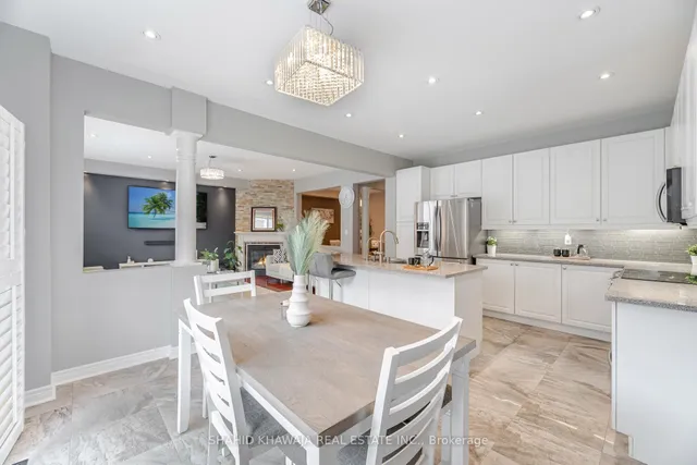 Additional image 17 of 355 Bessborough Dr