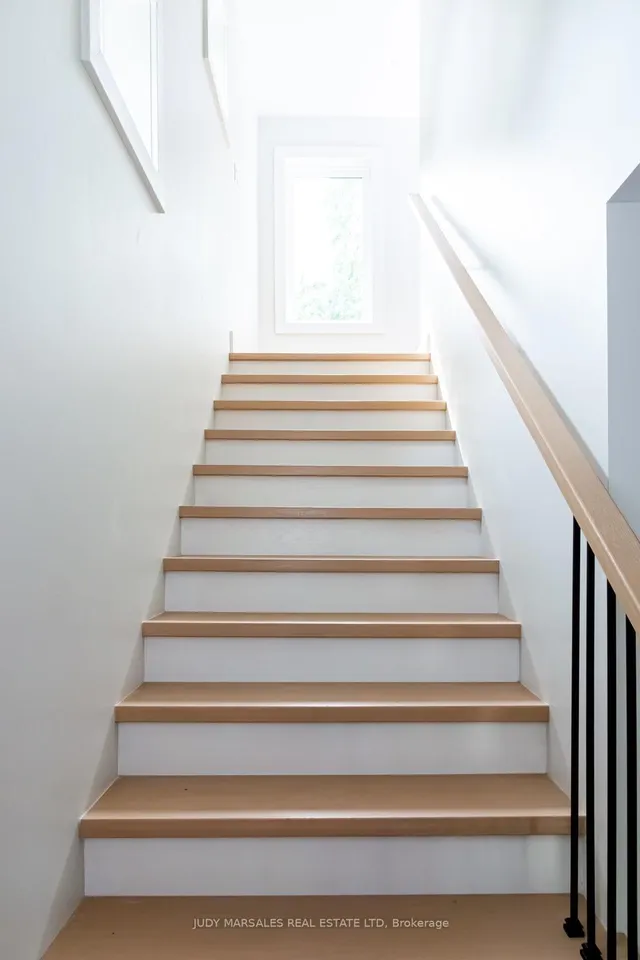 房产图片 20 - 28 PARKSIDE Ave