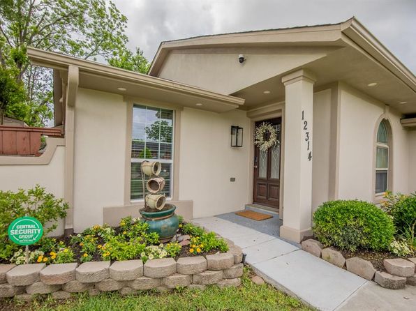 12314 Sandy Hook Dr, Houston, TX 77089