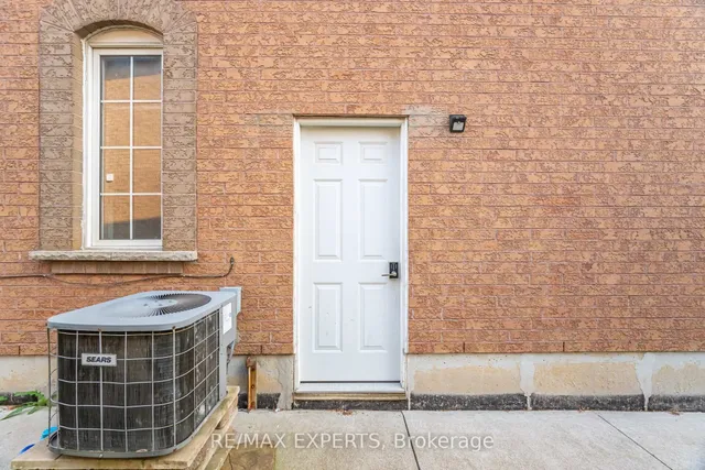 Additional image 22 of 82 Twin Pines Cres