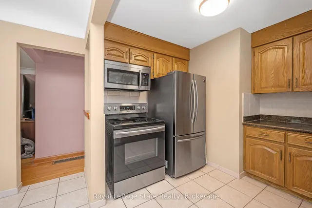 Additional image 16 of 327 East 42nd St