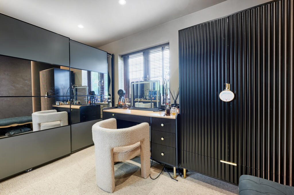 Additional image 11 of Holborn Close, St. Albans, Hertfordshire, AL4